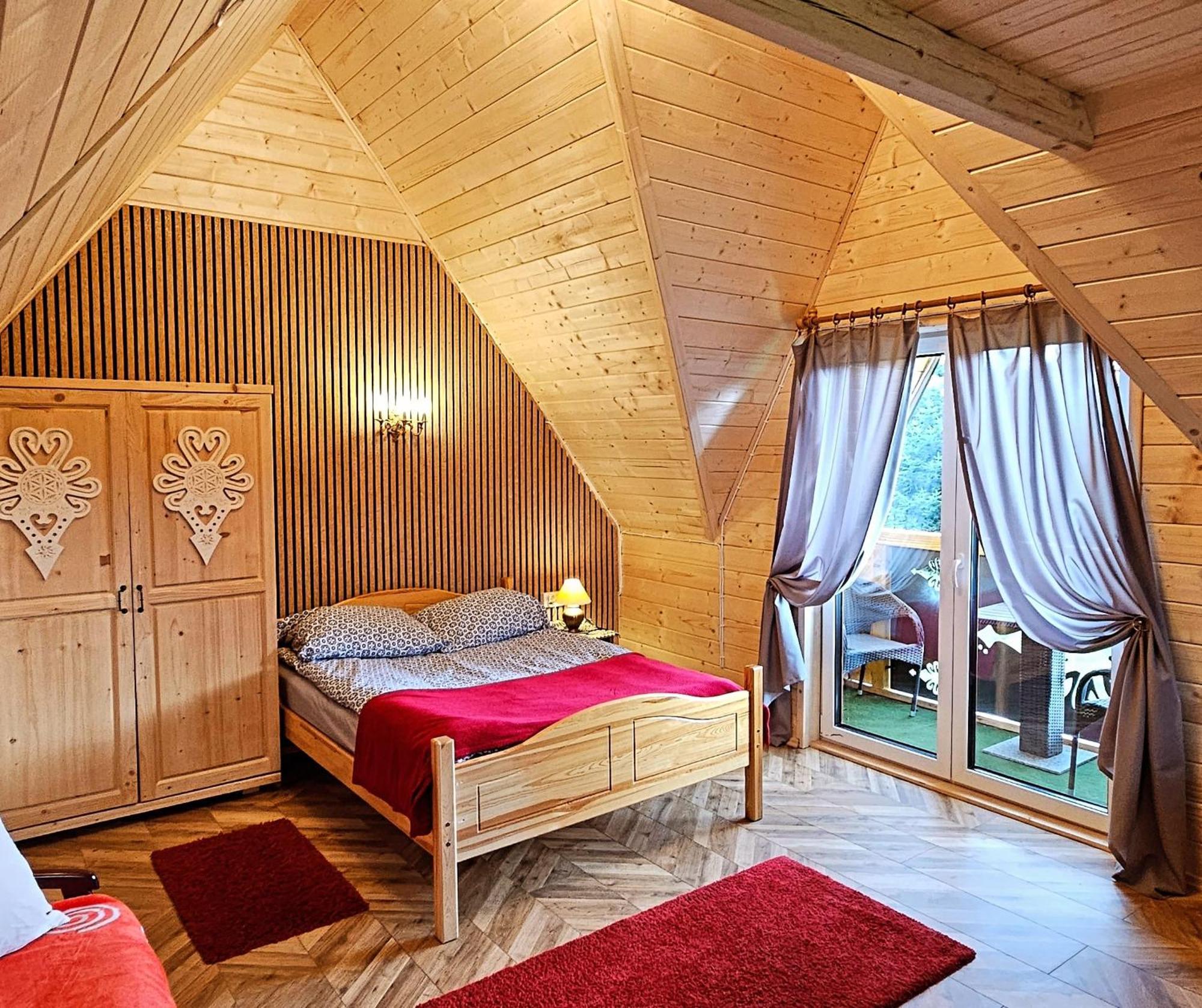 Eco Domek Z Duzym Ogrodem I Widokiem มูชองค์ชิคแล ภายนอก รูปภาพ